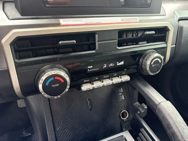 Used 2024  Toyota SR5 image 23