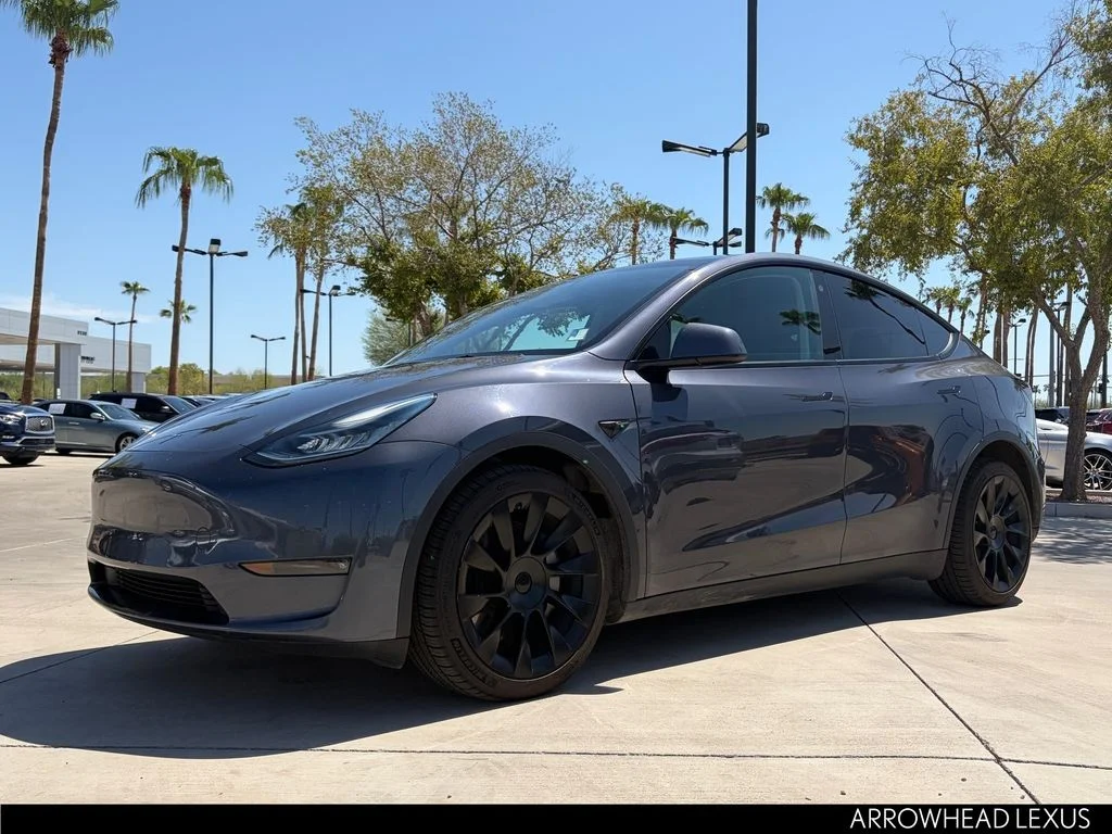 Used 2022 Black Tesla Long Range image 2