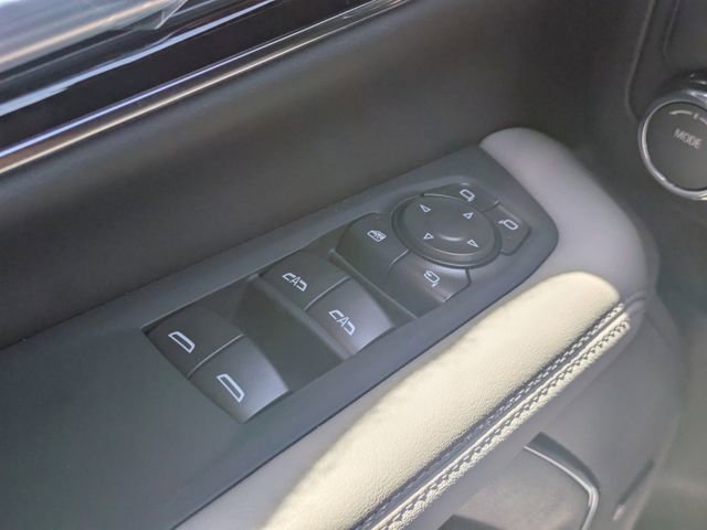 New 2026 Sterling Metallic GMC Elevation image 29