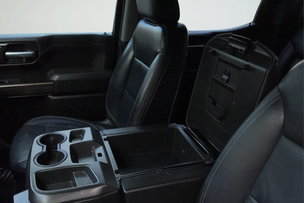 Used 2021 Black Chevrolet LT image 37
