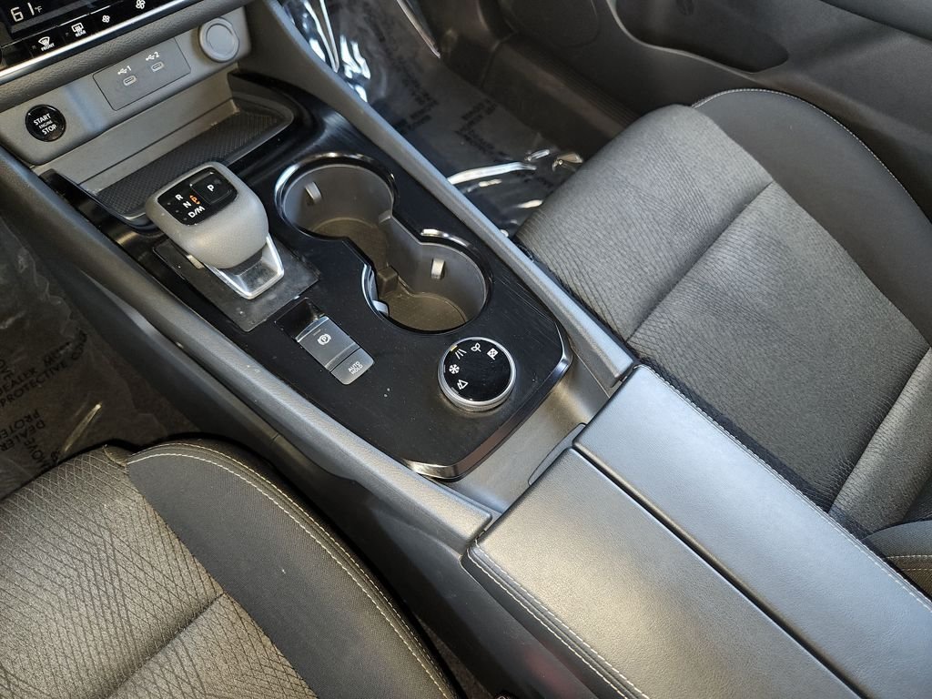 Used 2025 Silver Nissan SV image 21