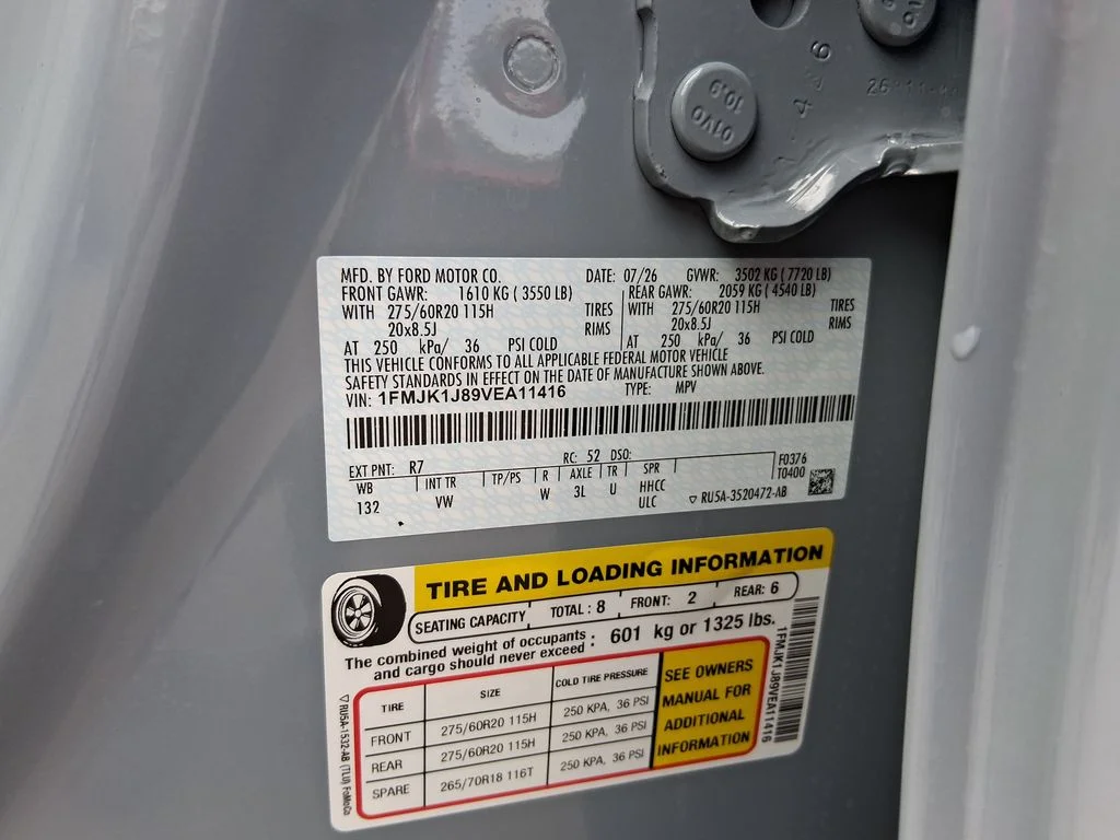 New 2027 Glacier Gray Metallic Tri-Coat Ford MAX Active image 28