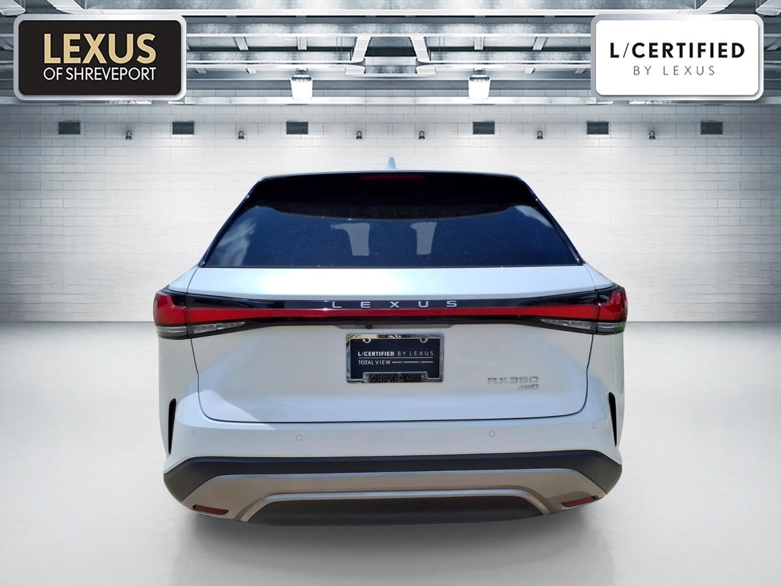 Certified Used 2023 Iridium Lexus Luxury image 3