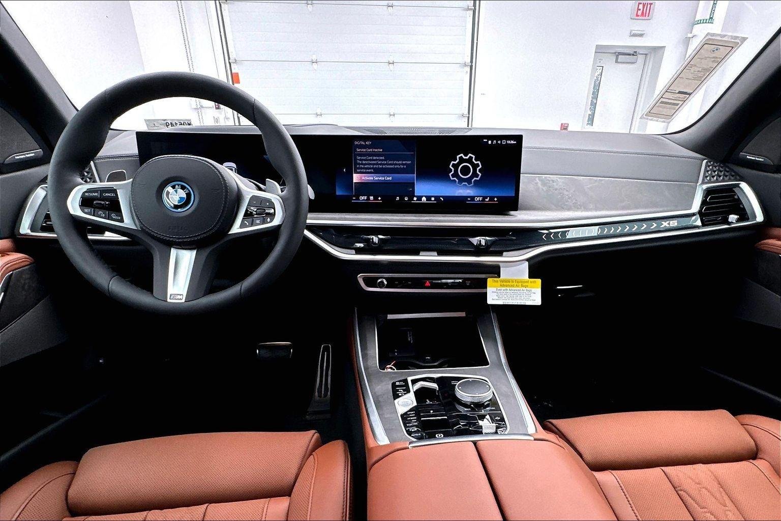 New 2026 Mineral White Metallic BMW xDrive50e image 9