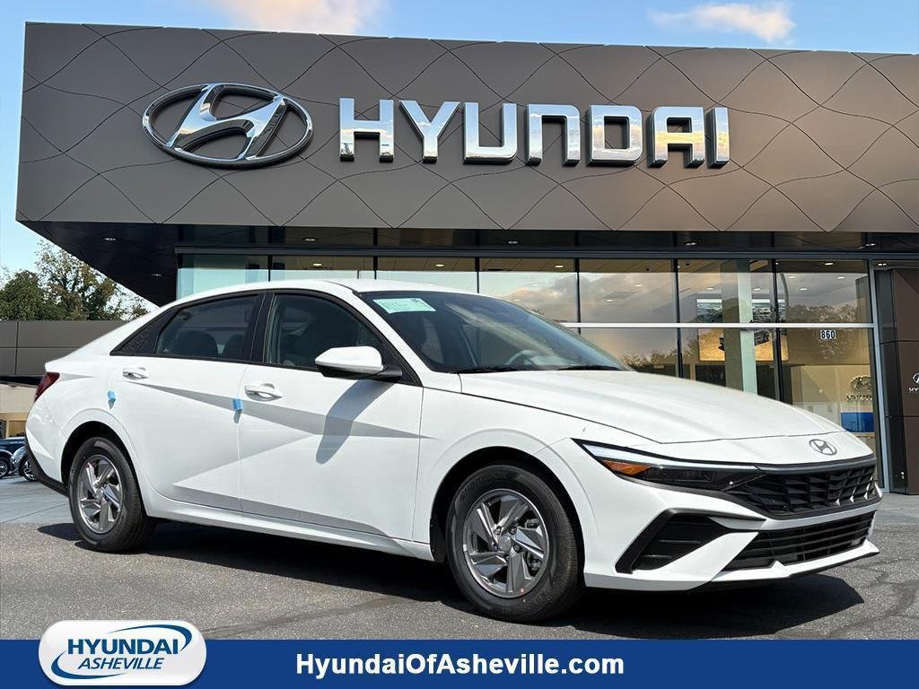 New 2026 Serenity White Pearl Hyundai SE image 46