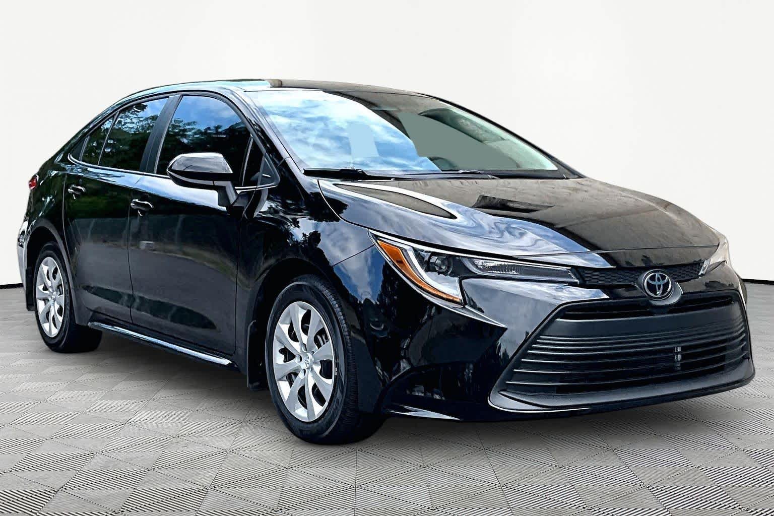 Used 2026 Midnight Black Metallic Toyota LE image 3