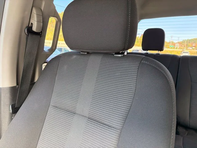 Used 2018 Blue Ford XL image 44