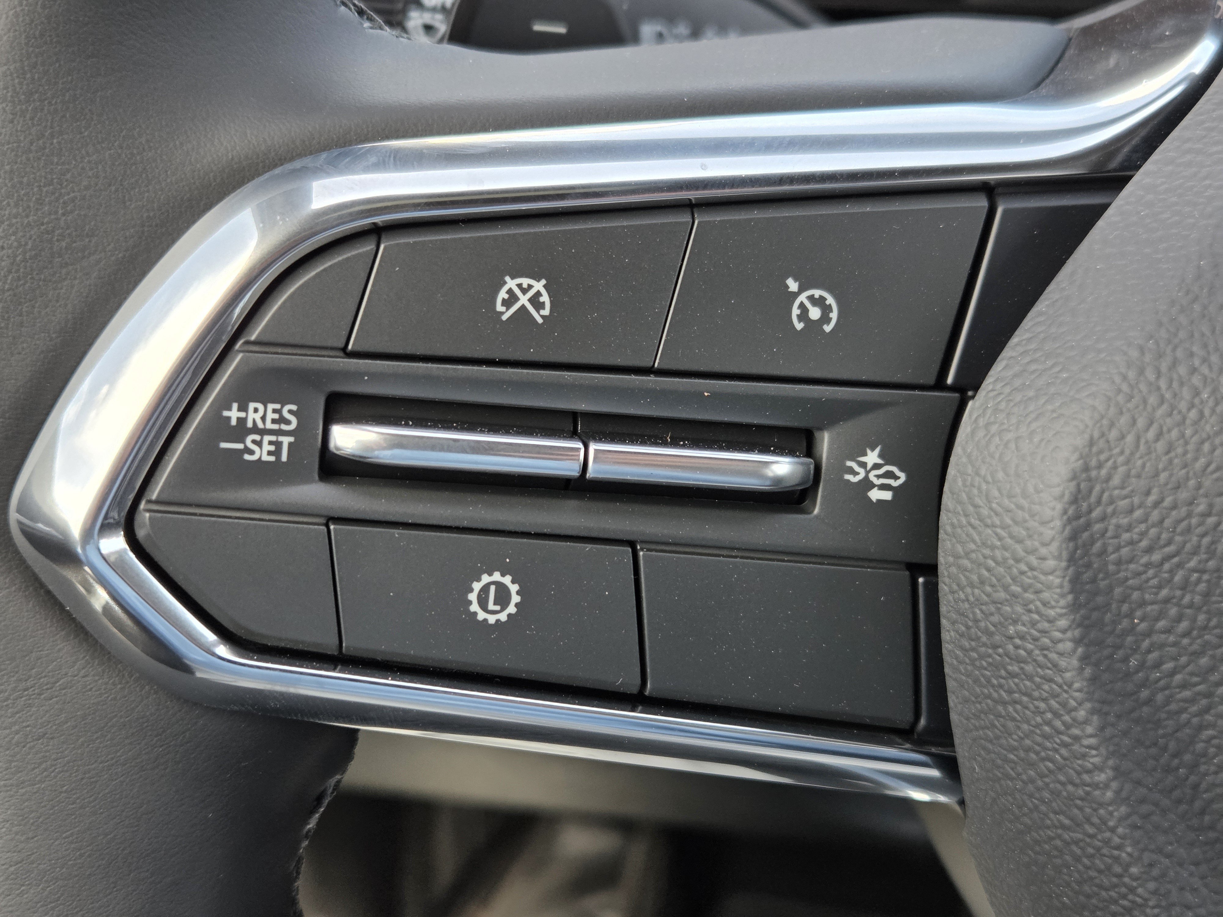2027 Chevrolet Equinox LT - Photo 14