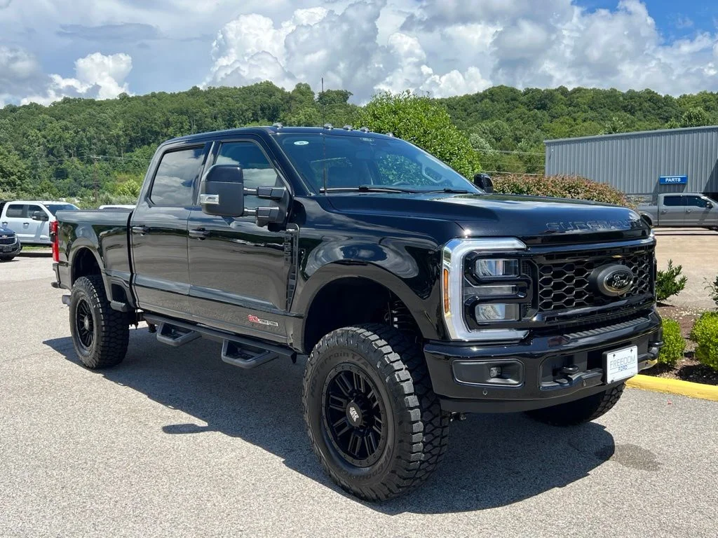 New 2026 Agate Black Metallic Ford F-250® Lariat® image 13