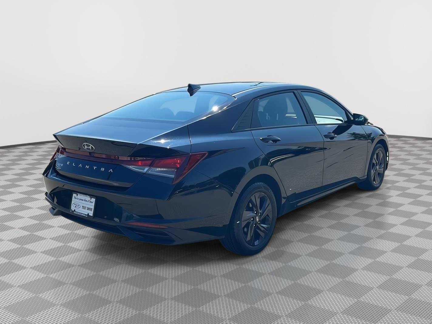 Certified Used 2023 Onyx Black Hyundai SEL image 5