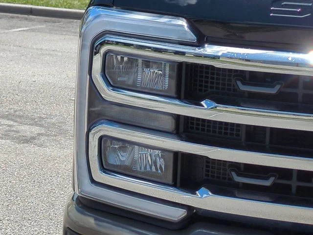 New 2026 Agate Black Metallic Ford F-250® King Ranch® image 10