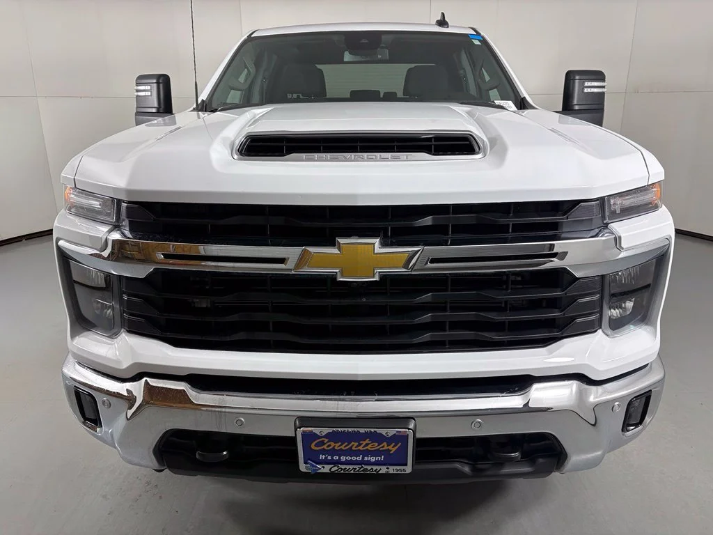 Certified Used 2025 White Chevrolet LT image 4
