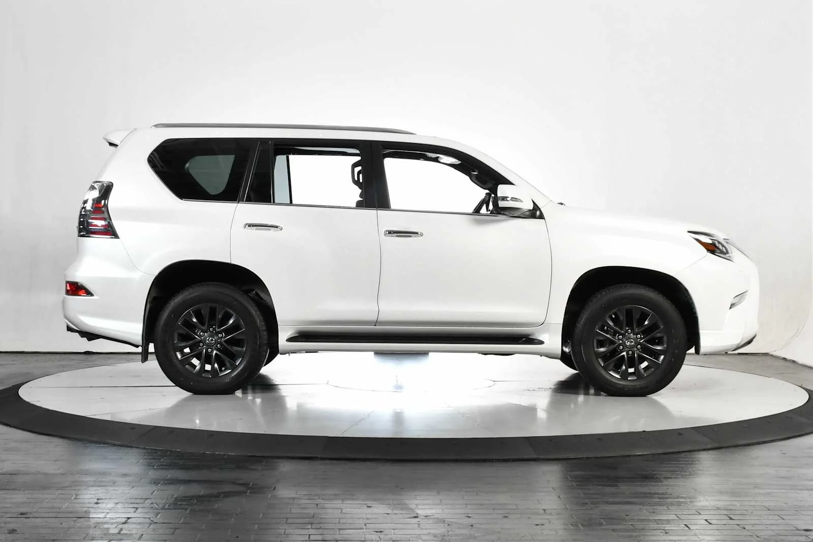 Certified Used 2023 EMINENT WHITE PEARL Lexus Premium image 8