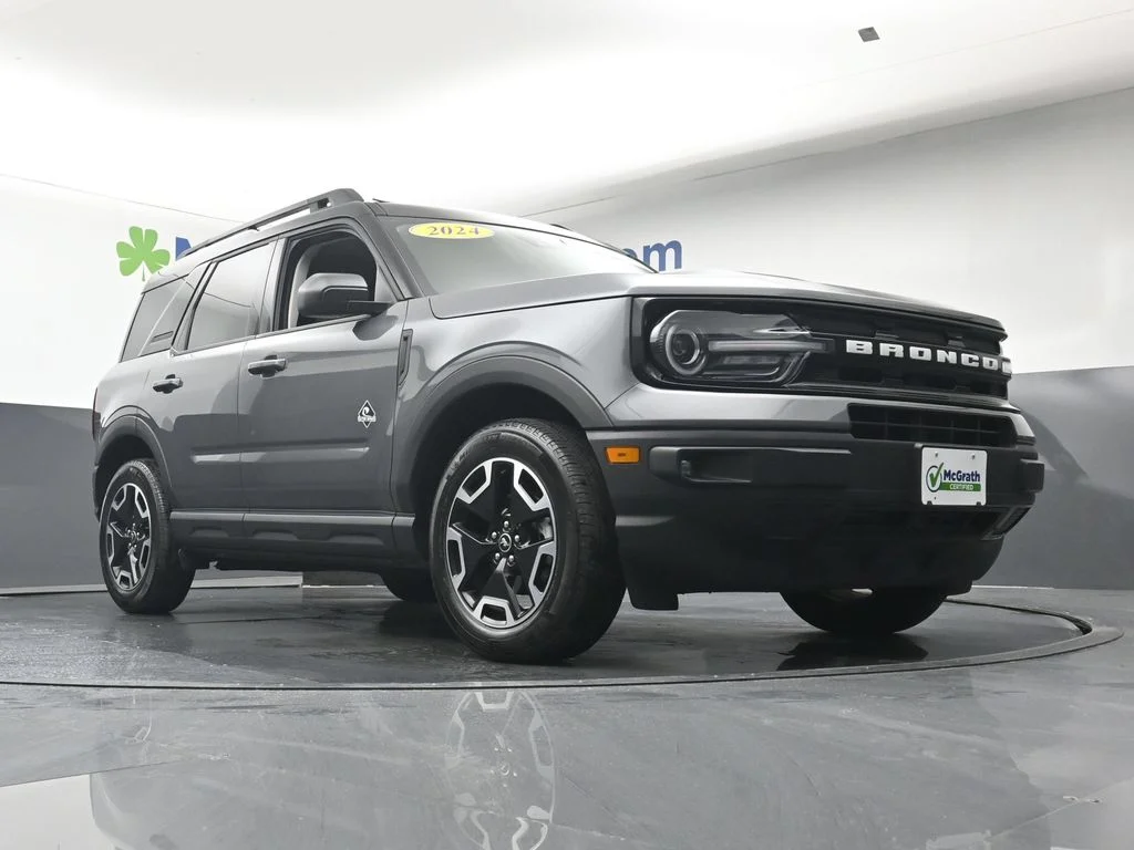 Used 2024 Gray Ford Outer Banks image 26