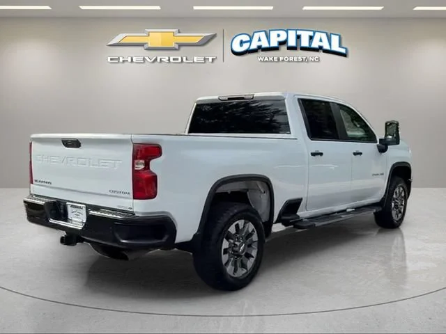Used 2025 Summit White Chevrolet Custom image 5
