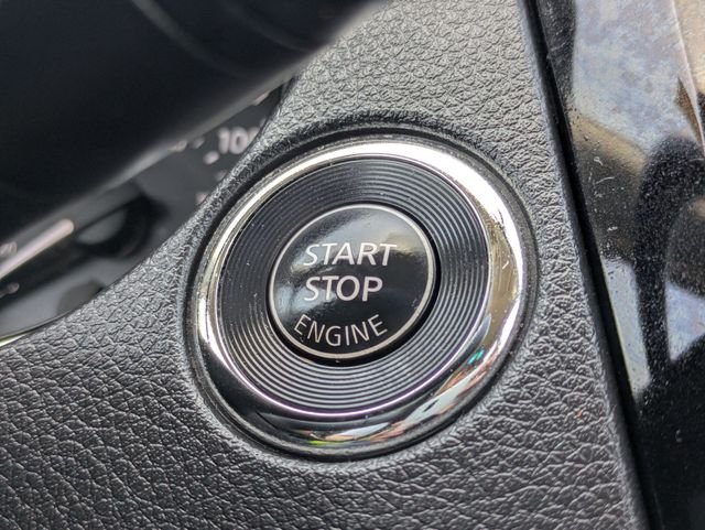 Used 2017 Gray Nissan SV image 16
