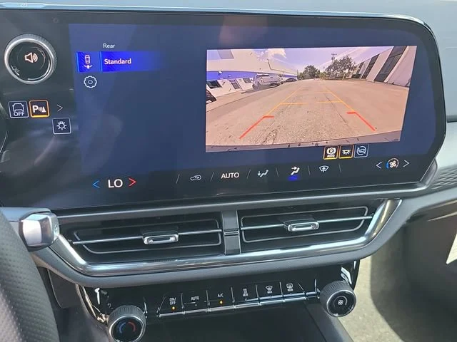 New 2026 Summit White Chevrolet LT image 31