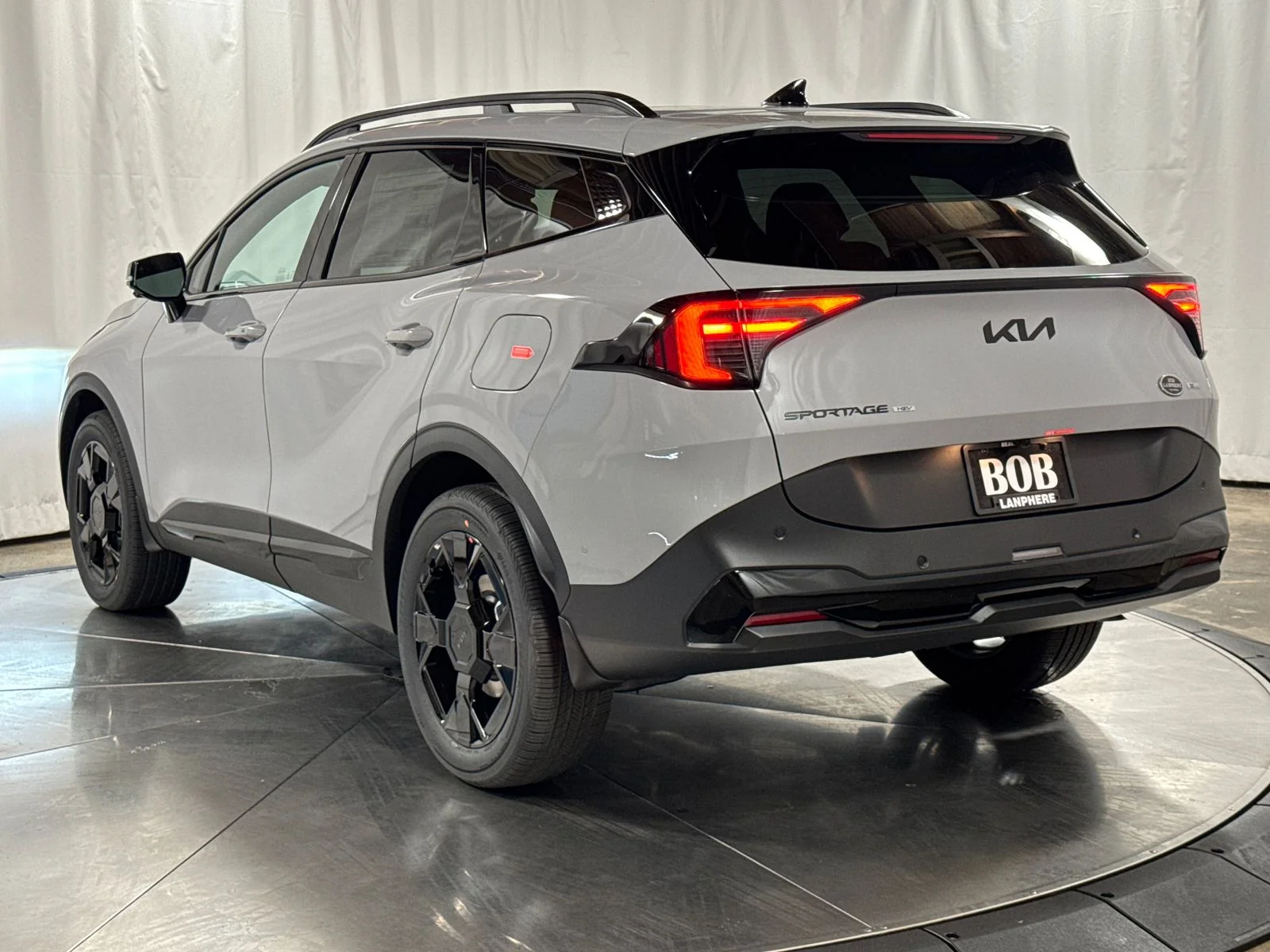 New 2027 Wolf Gray Kia X-Line image 9