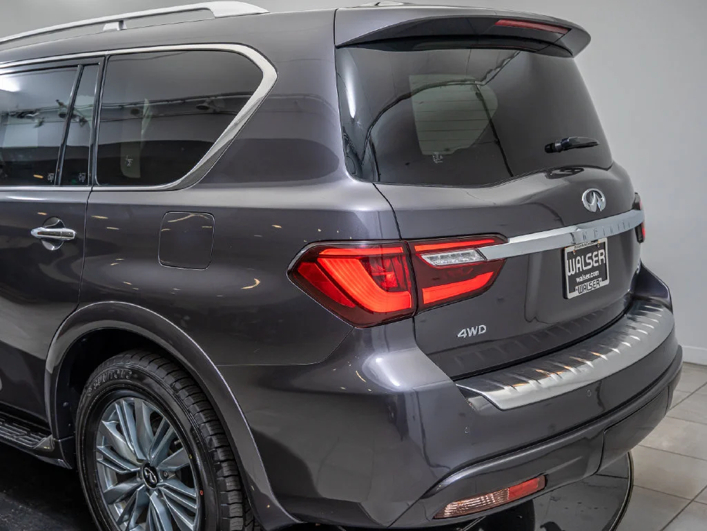 Used 2024 Anthracite Gray INFINITI LUXE image 19