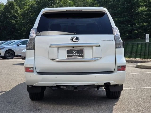 Used 2020 Starfire Pearl Lexus 460 image 23