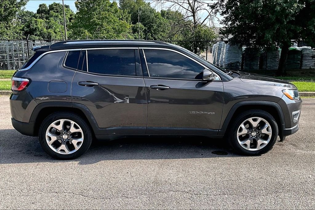 Used 2020 Gray Jeep Limited image 7