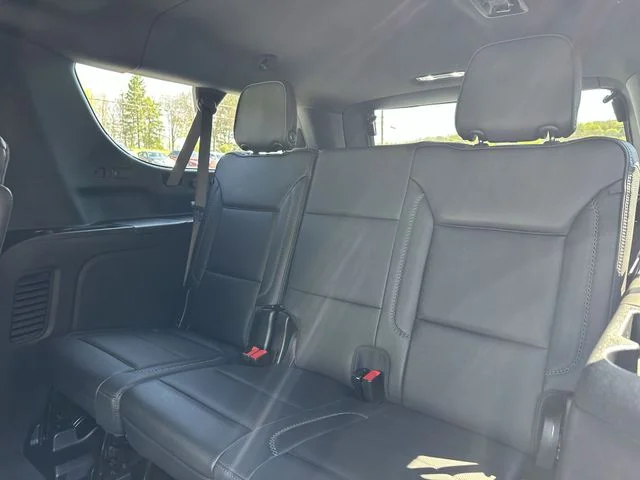 2025 GMC Yukon XL Denali - Photo 26
