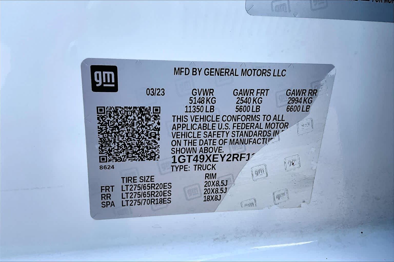 Used 2024 Summit White GMC Denali Ultimate image 37