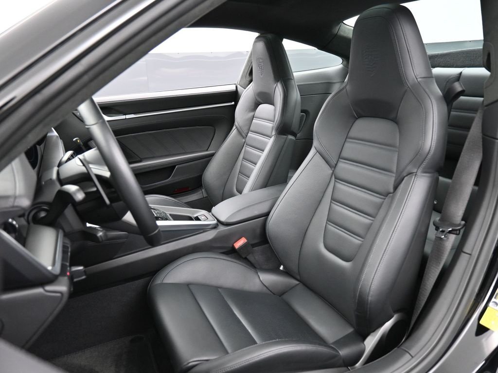 2023 Porsche 911 Turbo S photo 4