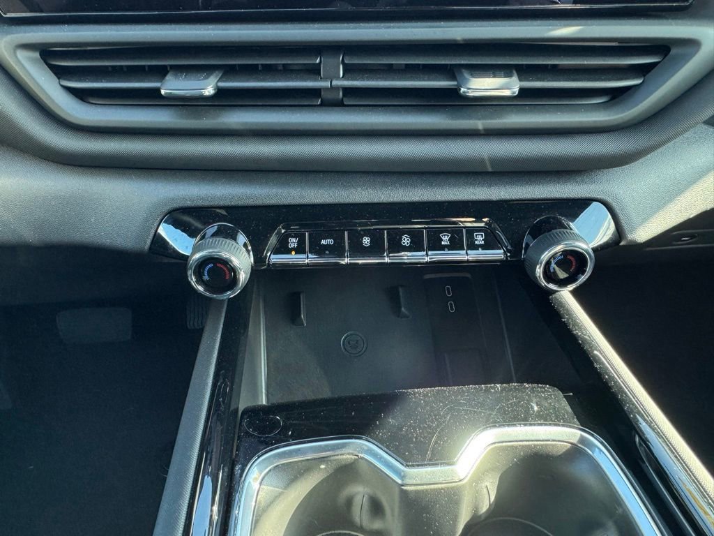 2026 Chevrolet Silverado EV LT - Photo 30