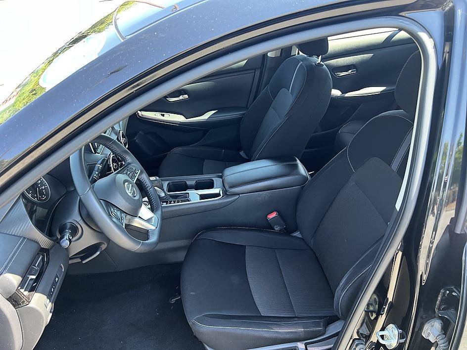 Used 2020 Super Black Nissan SV image 13