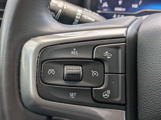 Used 2024 Gray Chevrolet Z71 image 27