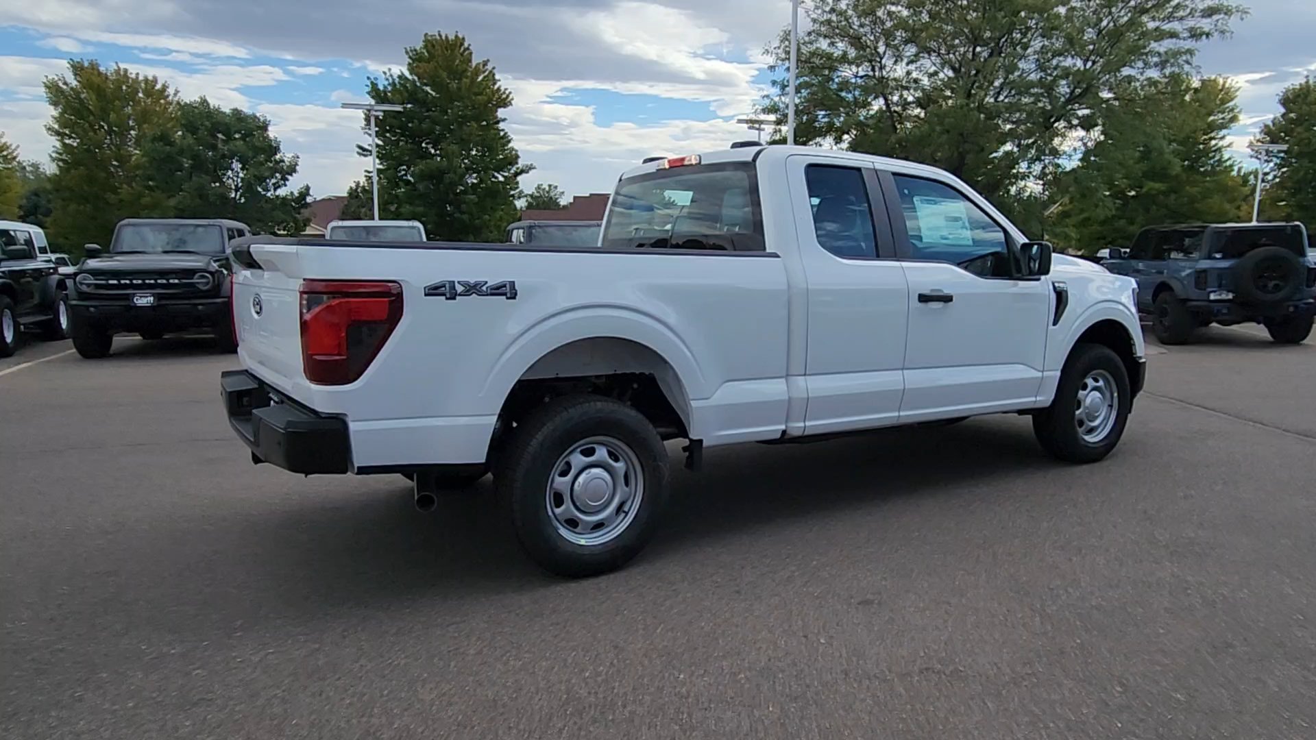 New 2026 Oxford White Ford XL image 15