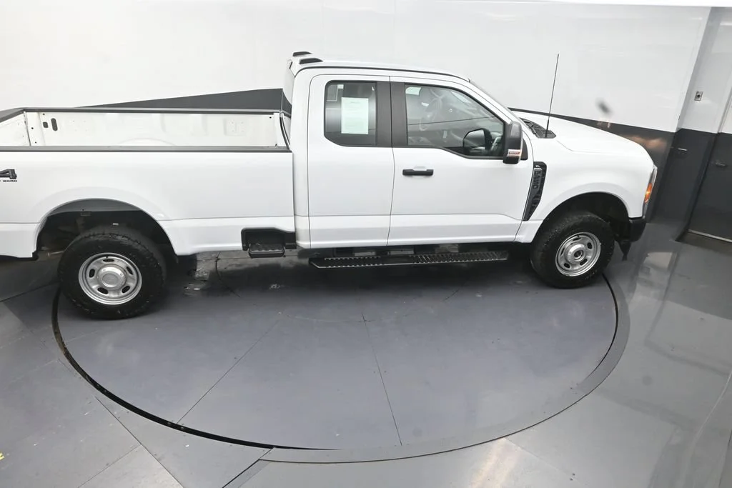 Used 2023 White Ford XL image 20