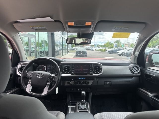 Used 2022 Red Toyota SR5 image 12
