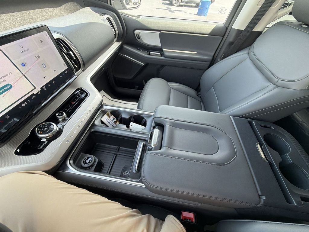 New 2026 Space Silver Metallic Ford MAX Active image 27