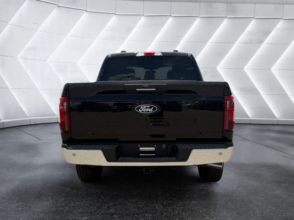 Used 2024 Black Ford XLT image 5