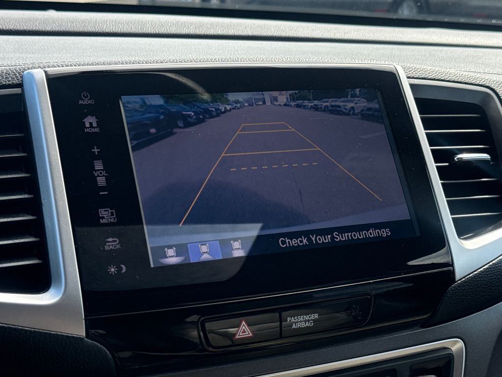 Used 2017  Honda EX-L image 23