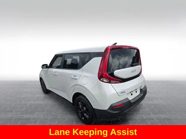 Used 2022 White Kia LX image 6