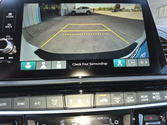 New 2027 Platinum White Pearl Honda Touring image 21