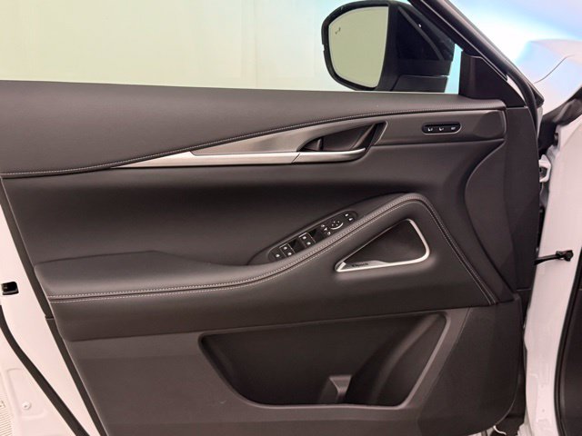 New 2026 RADIANT WHITE INFINITI Luxe FWD image 15