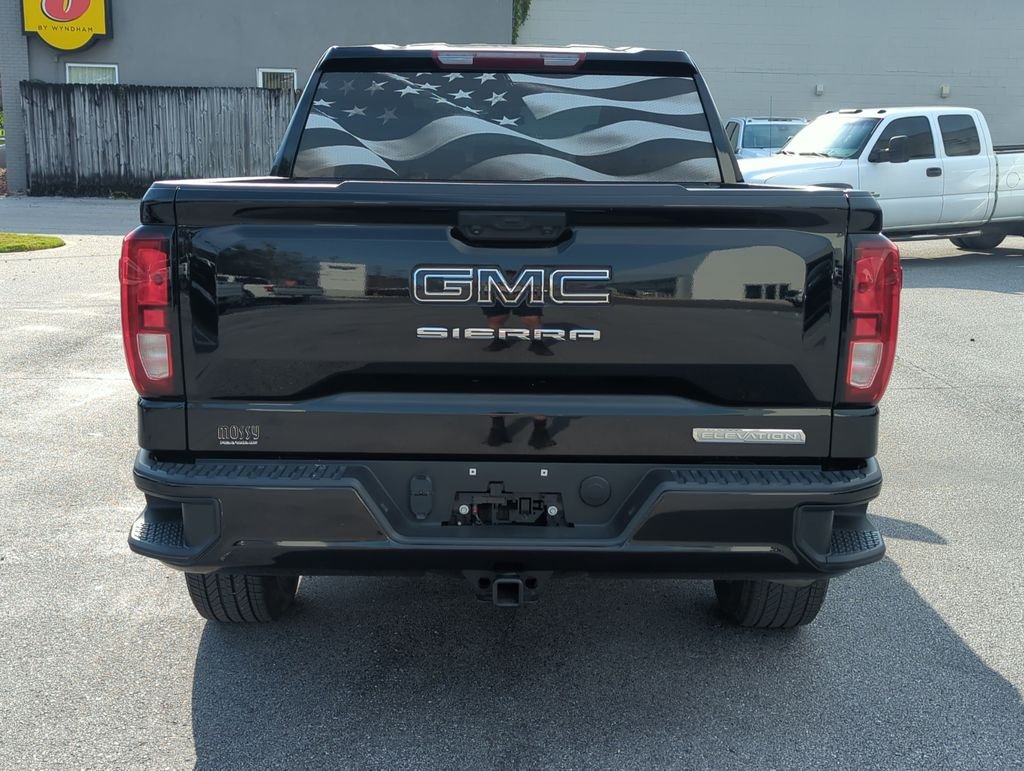 Used 2025 Black GMC Elevation image 5