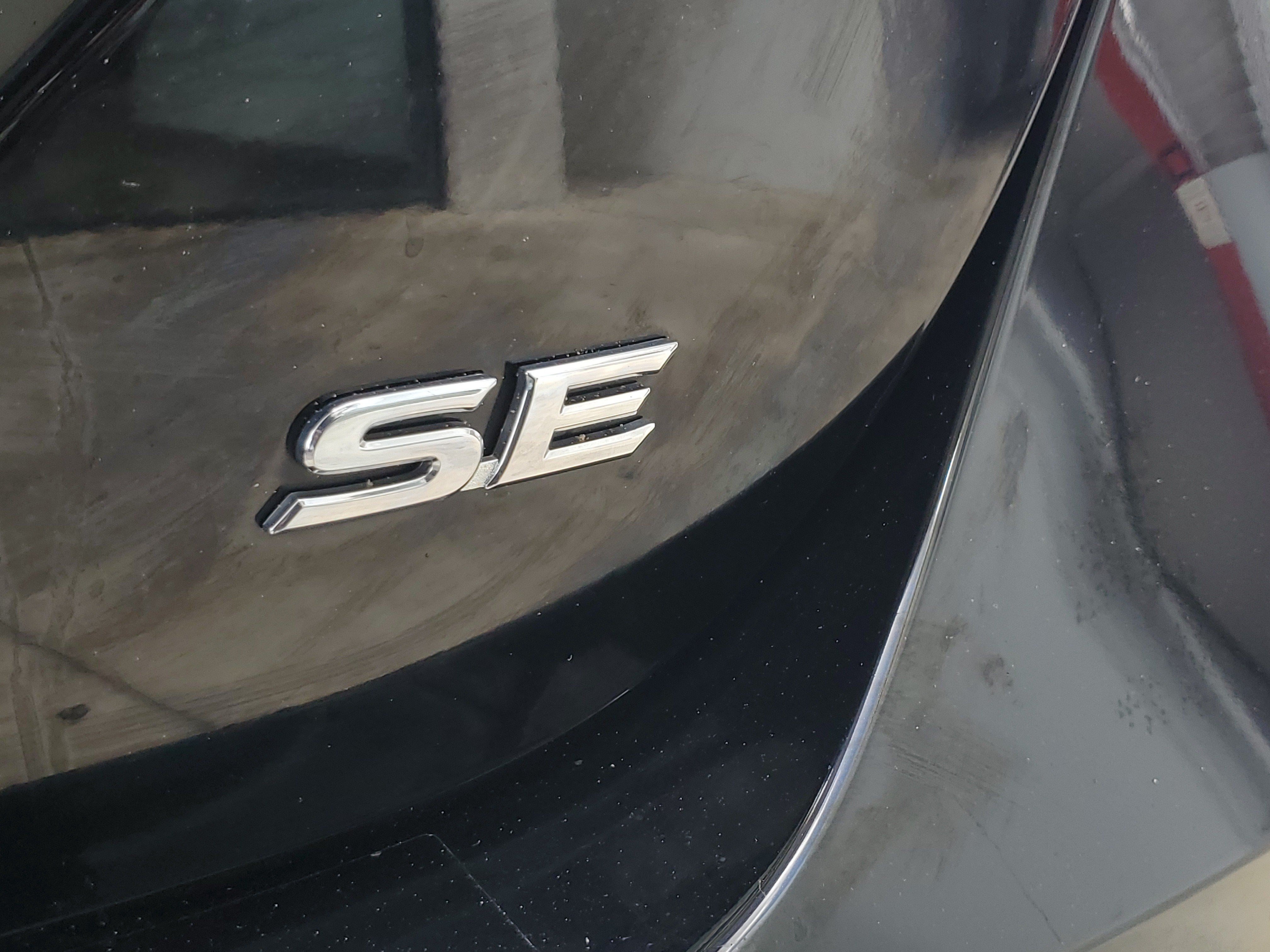 Used 2022 Midnight Black Metallic Toyota SE image 8