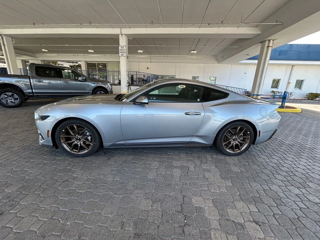 New 2025 Iconic Silver Metallic Ford EcoBoost Premium image 7