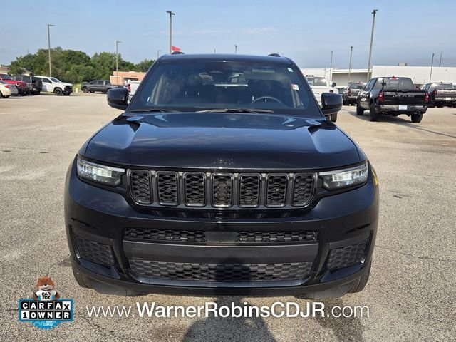 Used 2025 Black Jeep Altitude X image 2
