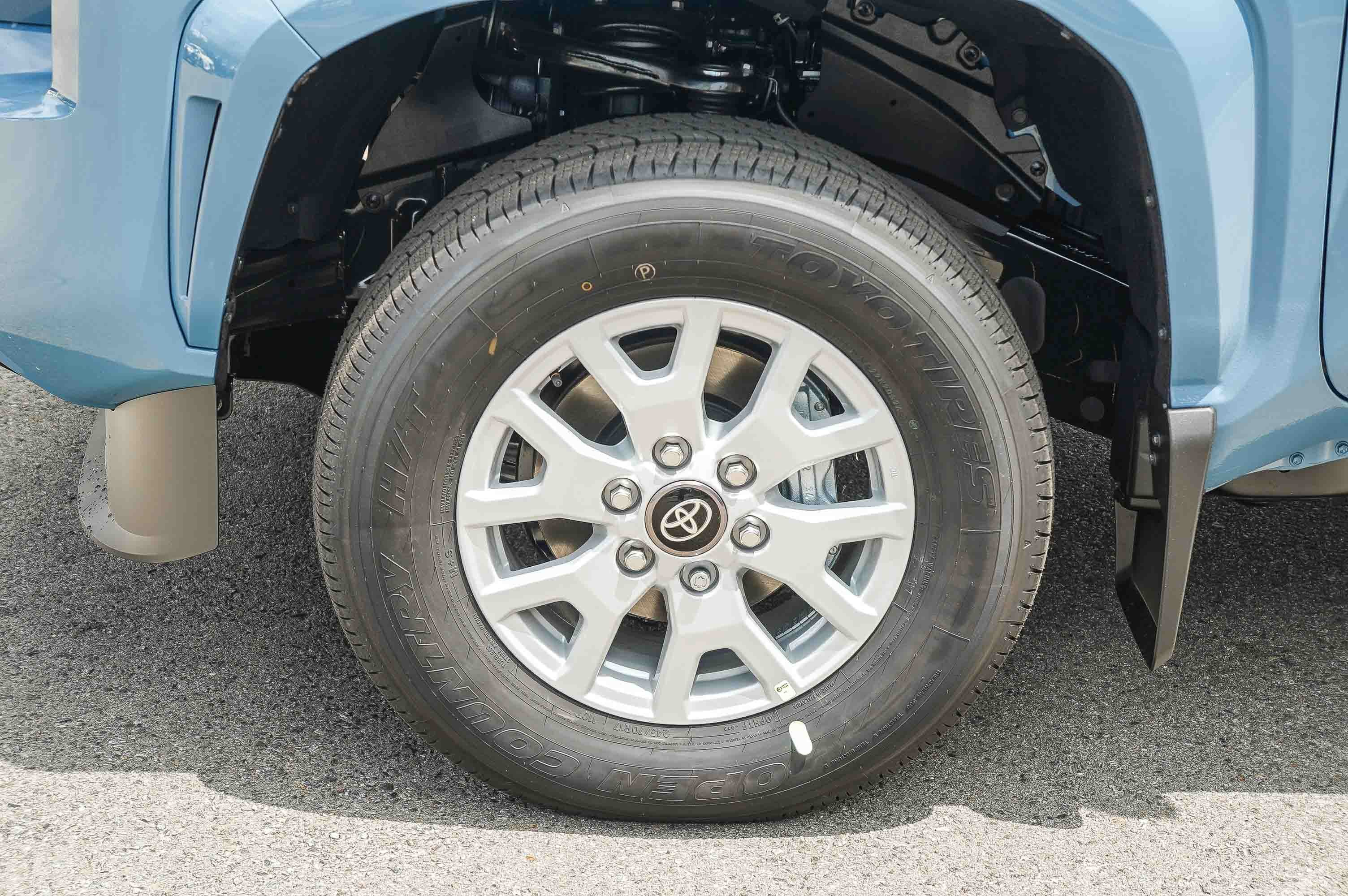 New 2026 Heritage Blue Toyota SR5 image 10