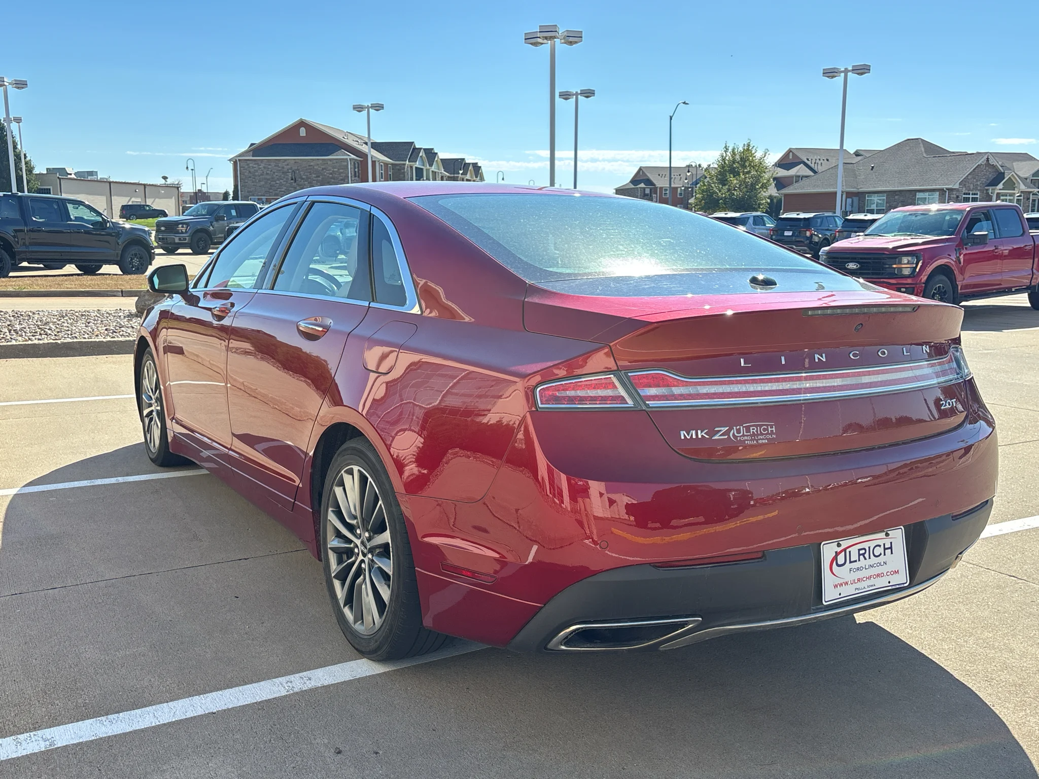 Used 2017 Ruby Red Metallic Tinted Clearcoat Lincoln Select image 6