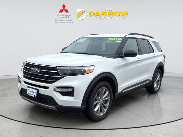 Used 2021 White Ford XLT image 1