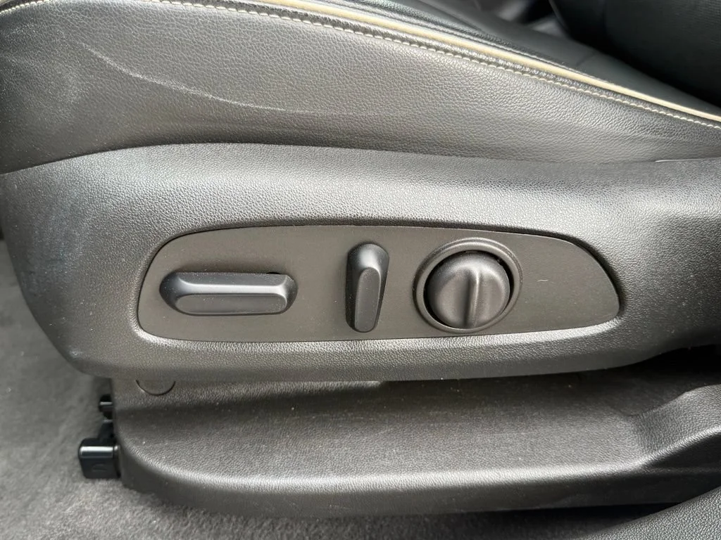 Used 2023 Summit White GMC Denali image 37