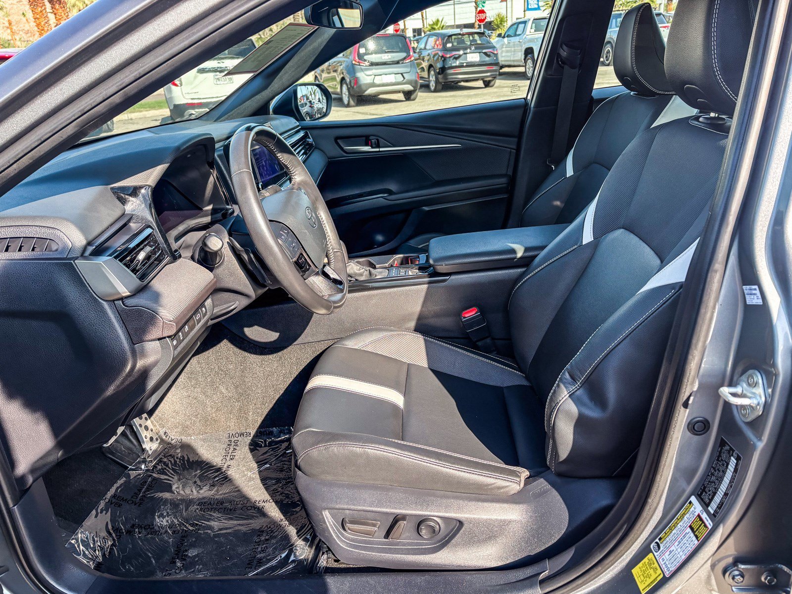 Certified Used 2025 Heavy Metal Toyota SE image 18