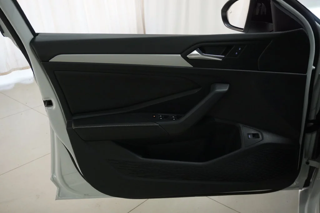New 2026 White Volkswagen 1.5T Sport image 22